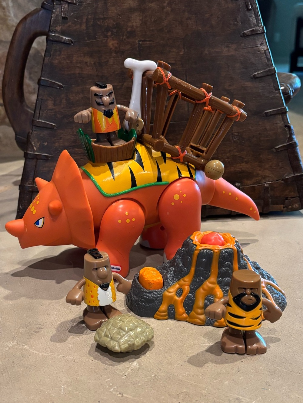 Little Tikes BC Builders Orange Triceratops Playset